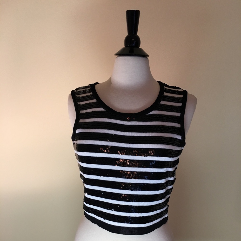 Gianfranco Ferre crop sweater, w/sequined front😍